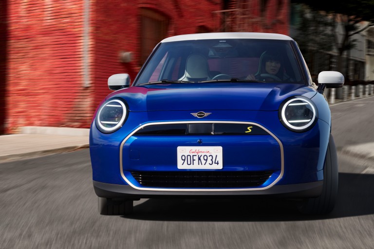 MINI 100% eléctrico - experiencia de conducción - dinámica de conducción