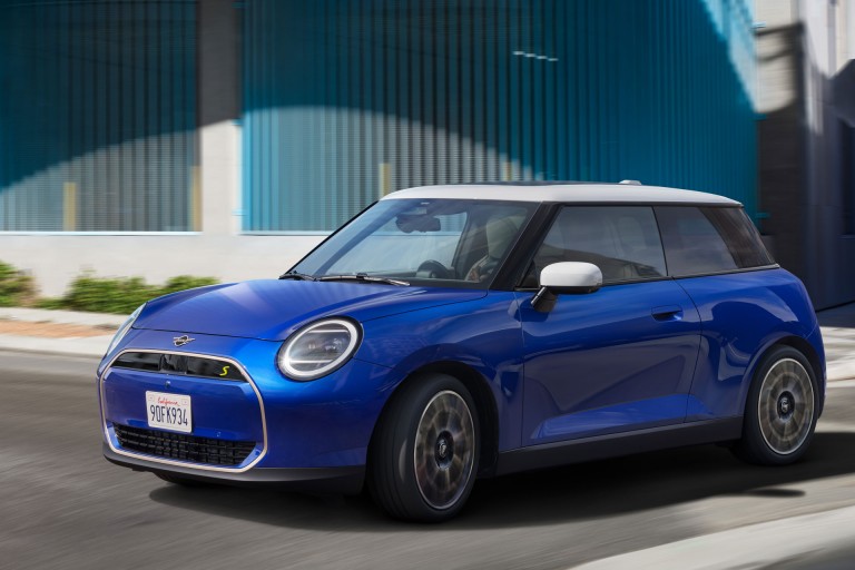 MINI 100% eléctrico - experiencia de conducción - aerodinámica